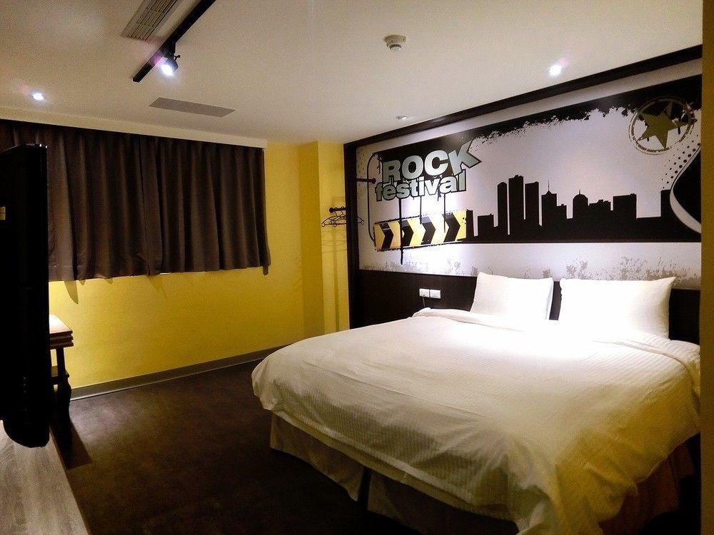 Central Hotel Taoyuan Extérieur photo