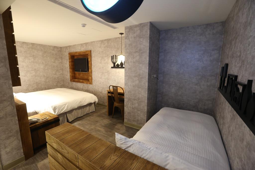 Central Hotel Taoyuan Extérieur photo