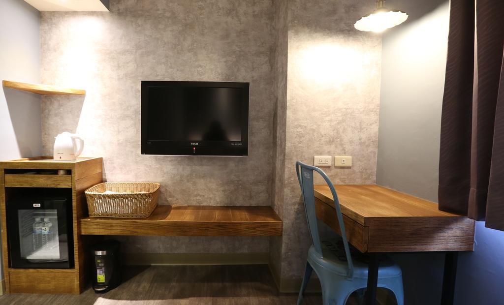 Central Hotel Taoyuan Extérieur photo