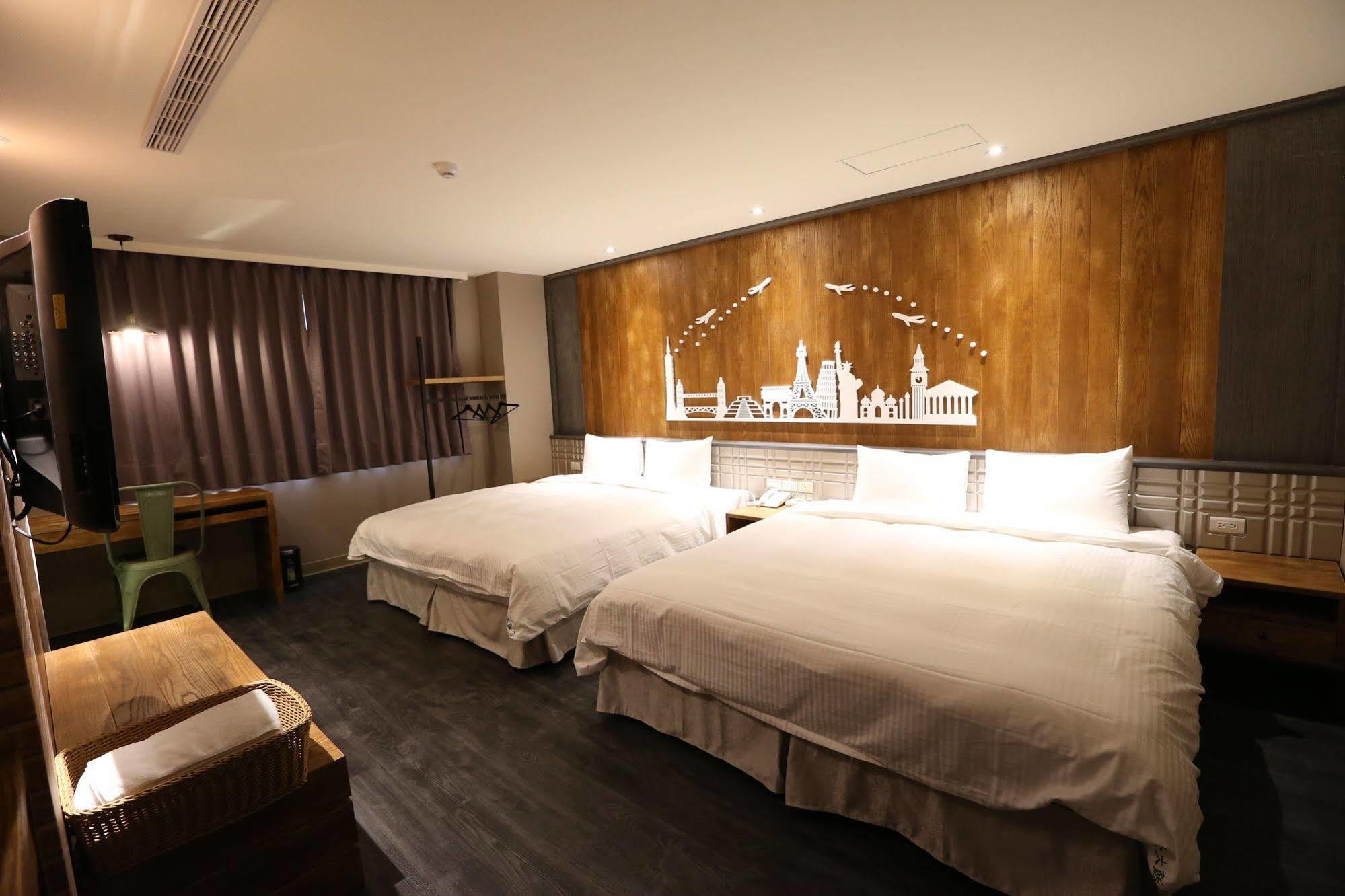 Central Hotel Taoyuan Extérieur photo