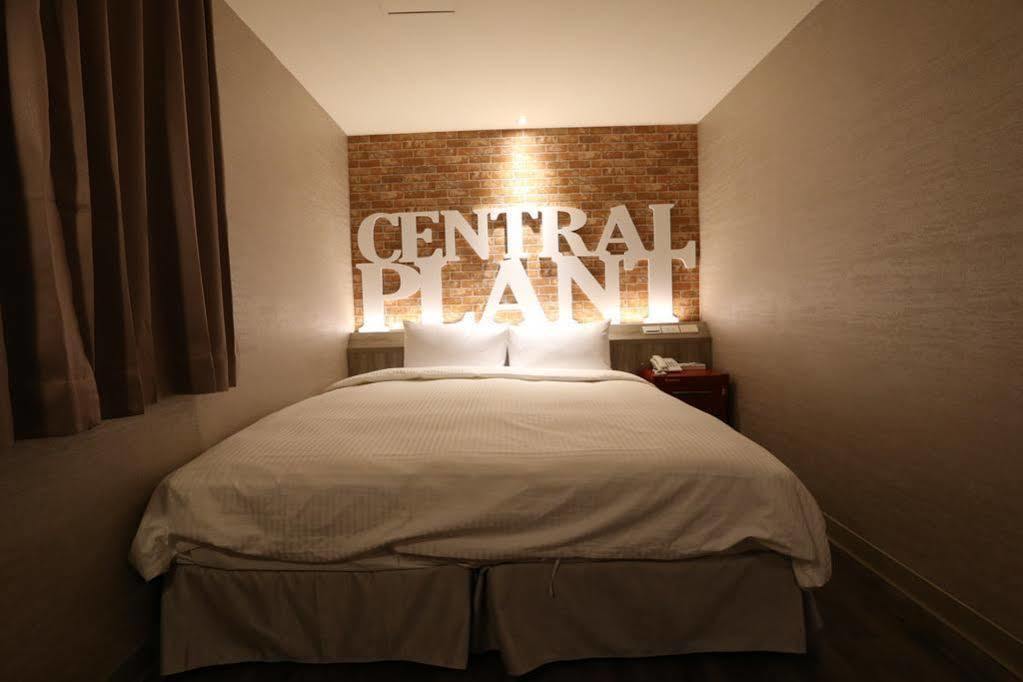 Central Hotel Taoyuan Extérieur photo
